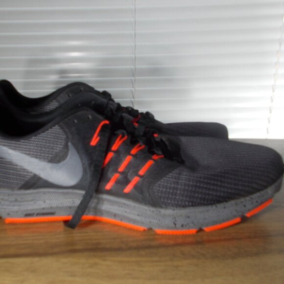 Nike Run Swift Running Shoes Men's 12 - Picture 1 of 3